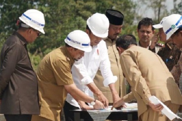 Jokowi cek kelayakan ibu kota baru. (presidenri.go.id)