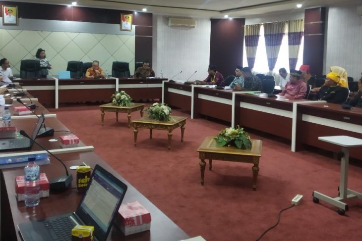 Tim Badan Perencanaan Pembangunan Nasional (Bapenas) mengunjungi Kabupaten Paser , Rabu (20/11/2019). (Antara)