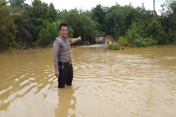 Antisipasi Banjir, BPBD Penajam Paser Utara Pantau Kondisi Saluran Air