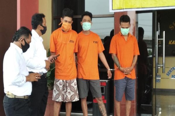 3 Pencuri Modus Pecah Kaca Mobil di Samarinda Dibekuk, 2 Eks Napi Asimilasi